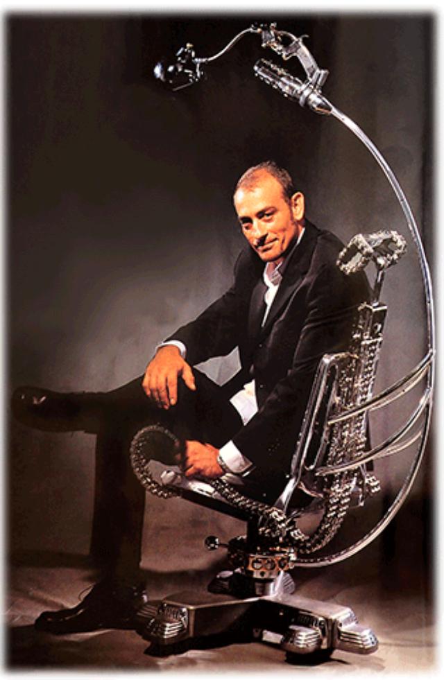 画像: 1962年生まれのCris Cofitisさん率いるPulsar Projects