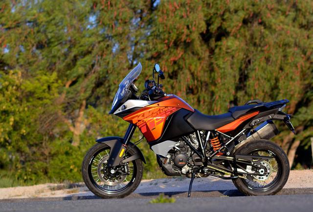 画像: KTM 1190 ADVENTURE www.motorcycledaily.com