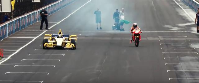 画像1: 【動画】MotoGPvsインディカーが夢の競演!競争すると、どちらが先にゴールするでしょうか?