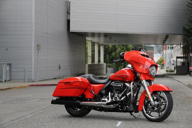 画像: STREET GLIDE SPECIAL ※車両はステージ1KIT装着車両