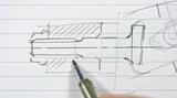 画像: スラスラ〜とボルトらしき絵図面をデザイナーが描きます・・・。この段階でどの部位のボルトかわかる人は、相当の機械ヲタクですね(笑)。 www.youtube.com