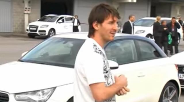 画像: このひと誰?何て言ったら、無数のサッカーボールぶつけられちゃいますね、のメッシもアウディ。