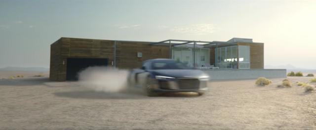 画像: R8でゴォ〜っとばかりに家を飛び出します。