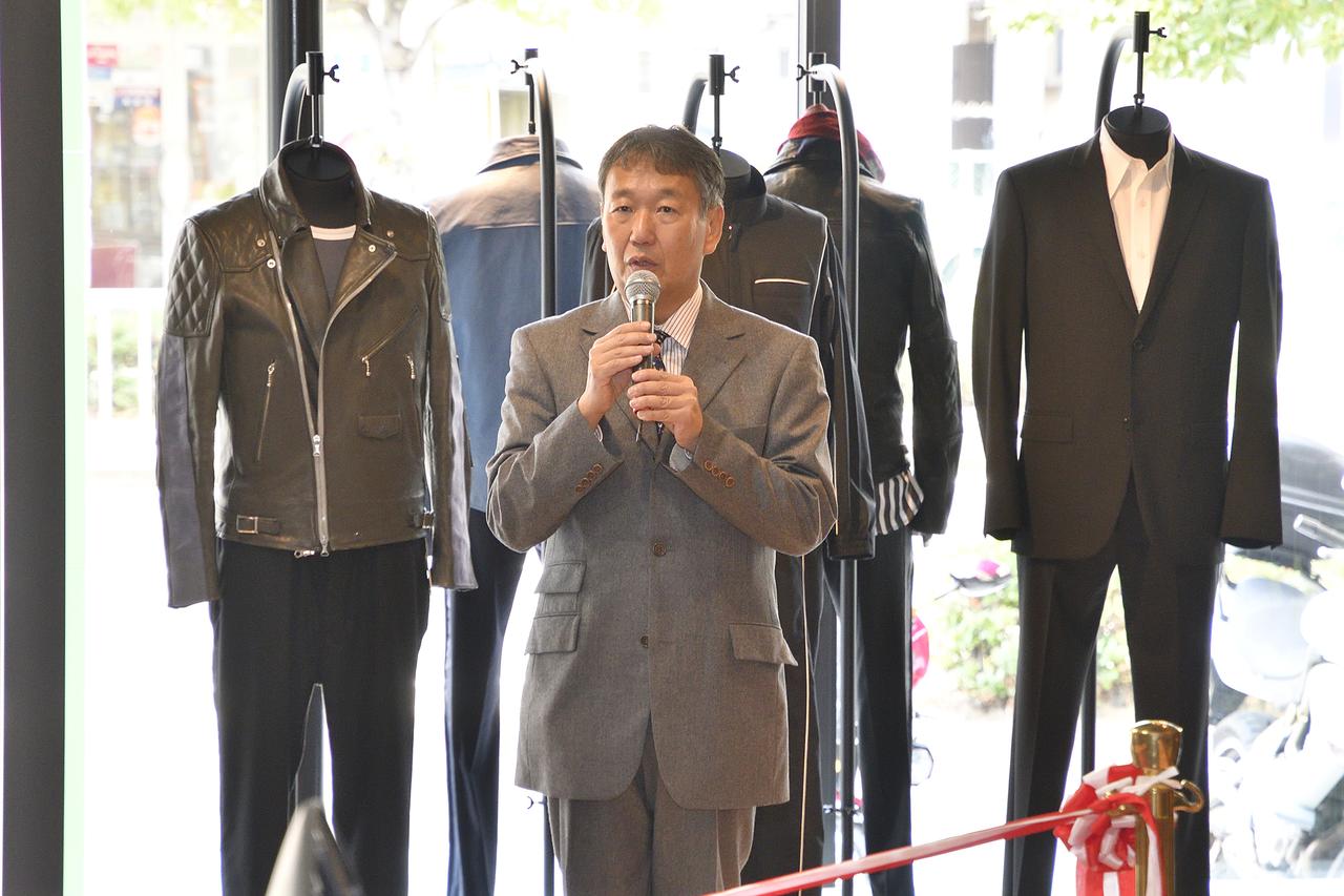 画像: 未来のために、日本のバイク文化のために、敢えてレコードラインを走らない。