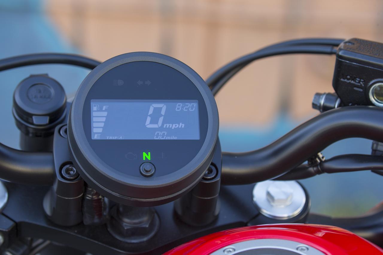 画像: Super simple but nicely designed speedometer
