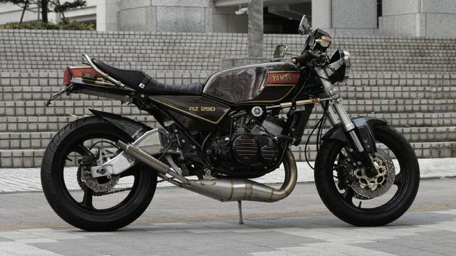 画像1: 【心を加速させるYAMAHA】RZ250乗りたちが畏怖したのは、同じRZシリーズのRZ350だった。