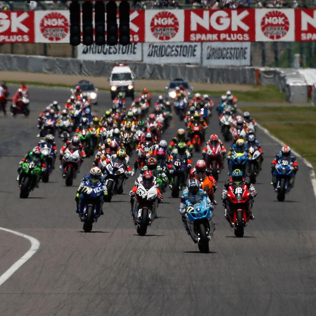 画像: 2017 FIM世界耐久選手権シリーズ "コカ·コーラ" 鈴鹿8時間耐久ロードレース 第40回記念大会