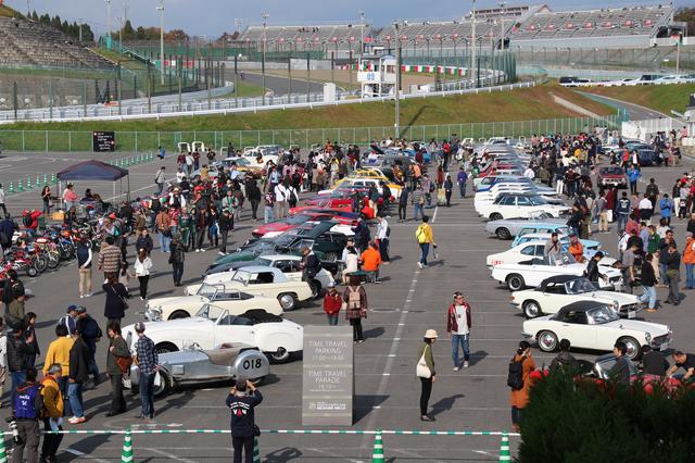画像: RICHARD MILLE SUZUKA Sound of ENGINE 2016での「TIME TRAVEL Parking」の様子