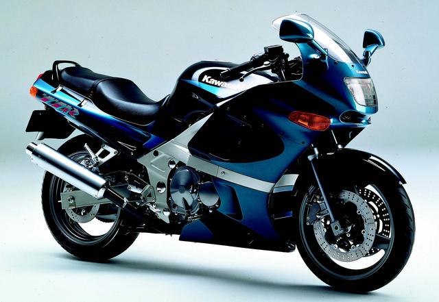 画像: KAWASAKI ZZR400(1993年3月発売)