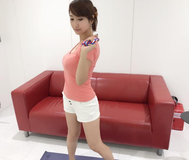 画像9: ムチムチは正義!抱きしめたい♡ミク様BODYの秘密大公開♡筋トレ編【水曜日のミク様】