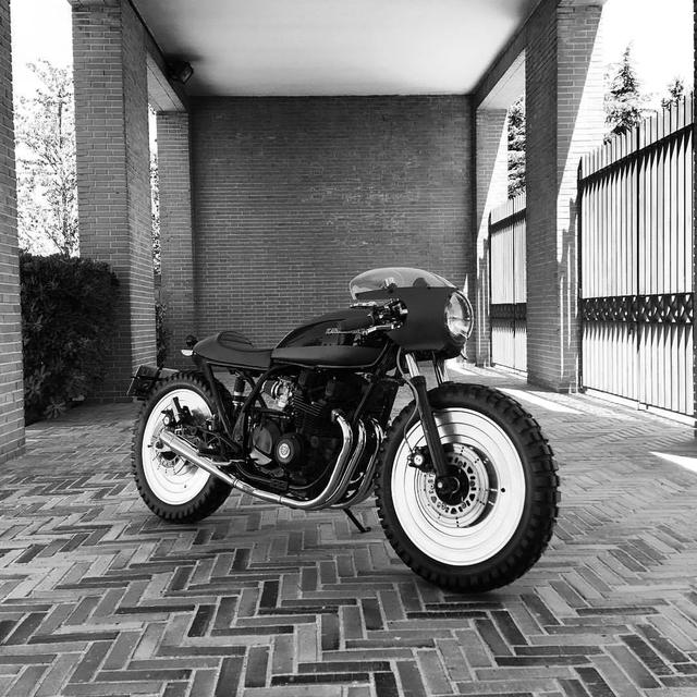画像1: スペインのカスタムビルダー 72 Cycles Performance