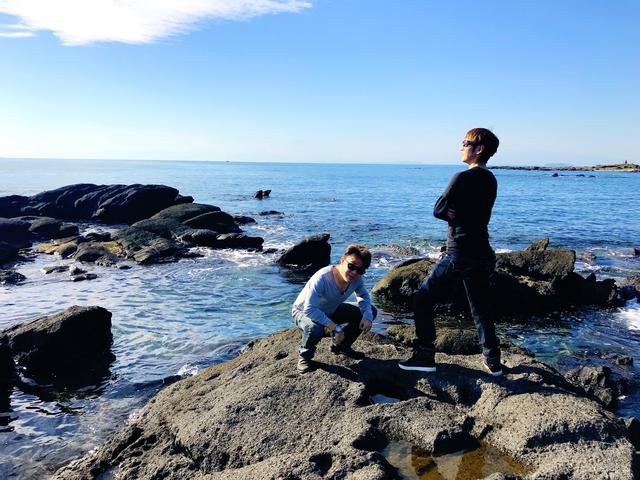 画像3: 葉山公園の綺麗な海をバックにパシャり。