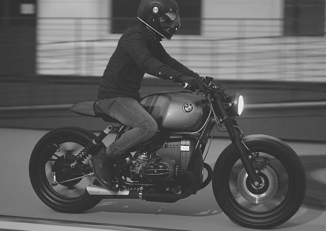 画像: https://www.vintageroommotorcycles.com/