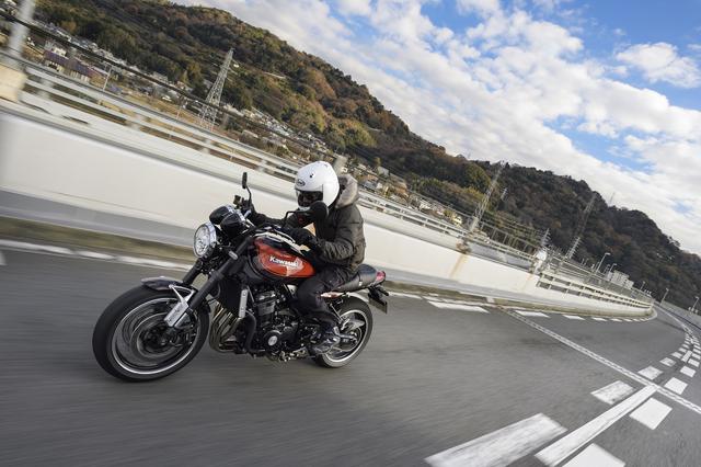 画像2: 法定速度でゆったり流す。そのときZ900RSは?