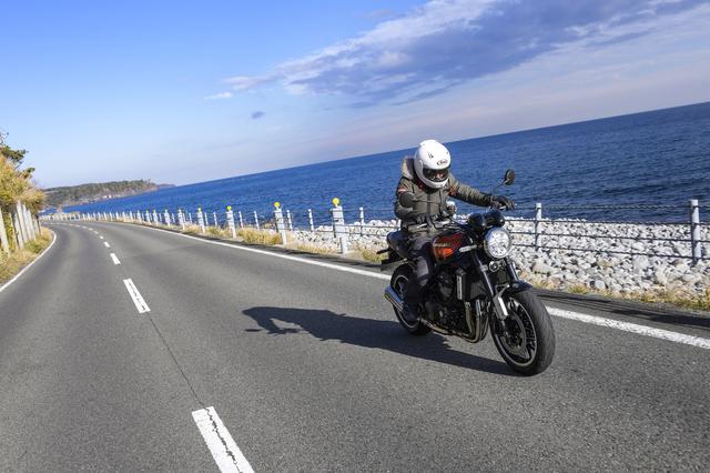 画像: 時速60kmで感じる、カワサキの4気筒らしさ