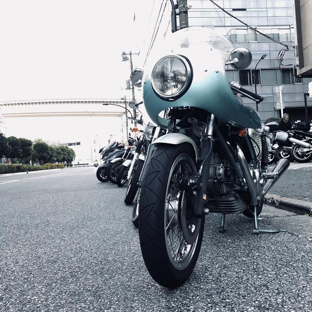 画像: 1972年イモラ200マイルで 勝利したファクトリーバイクの、 リアルレプリカとして誕生した スーパースポーツ。
