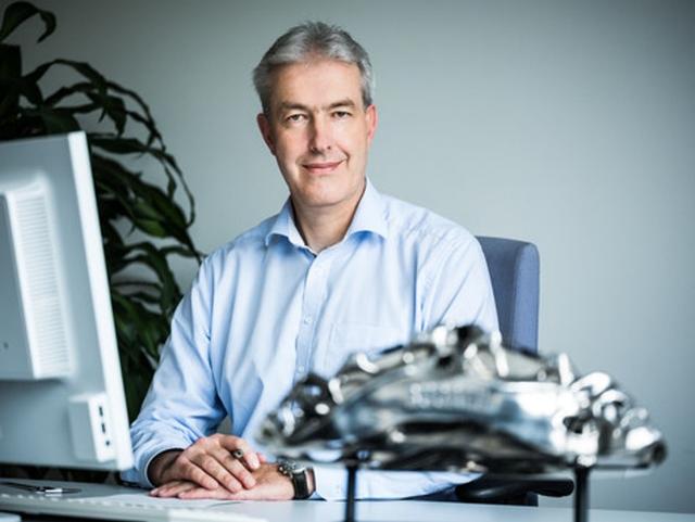 画像: 開発部門長のFrank Götzke氏 newatlas.com