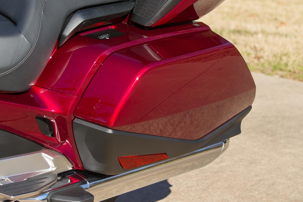 画像8: 昔、乗っていた仲間たちへ
『バイクは今も、好きですか?』
【HONDA/GOLDWING @ U.S.A】