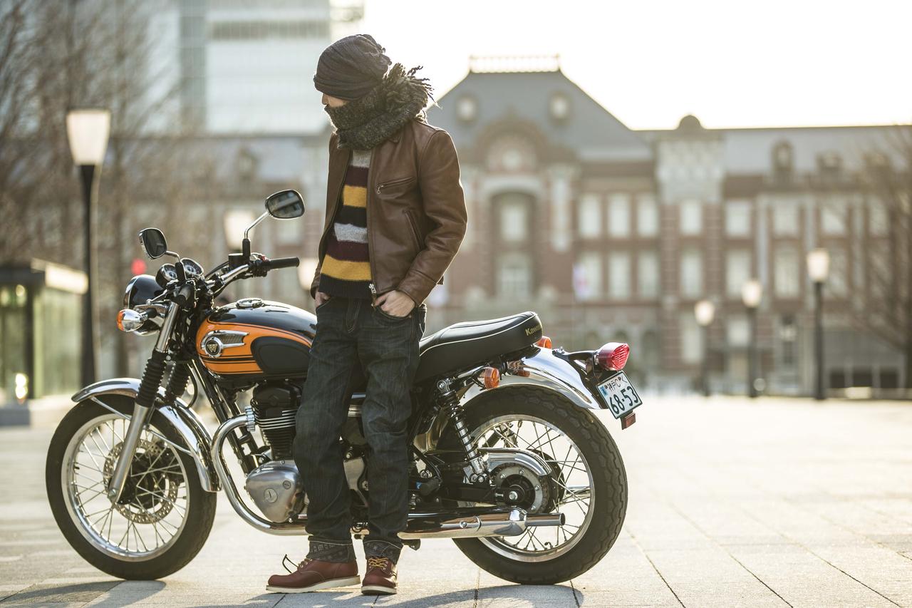 画像1: W800、こうやって乗ってみたい!