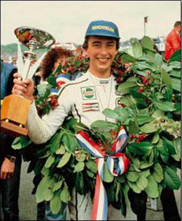 画像: 1982年、王者となったトゥルナドルの笑顔。 www.topfuelracing.it