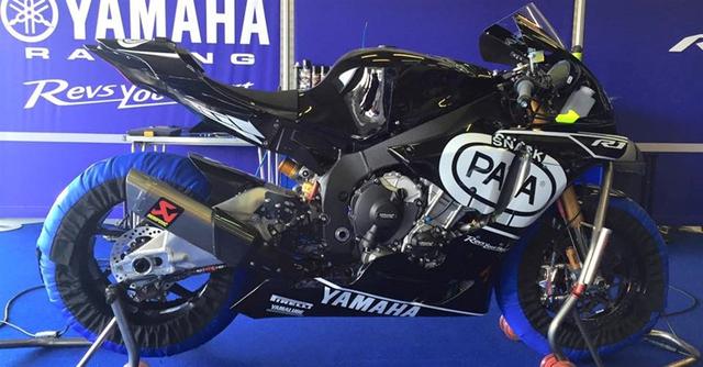 画像: スペイン・ヘレスのテストに登場した2016年型ヤマハYZF-R1スーパーバイク。Pata Crescent Yamahaからシルバン・ギュントーリ(仏)とアレックス・ローズ(英)の2名が参戦します。 images.moto.it
