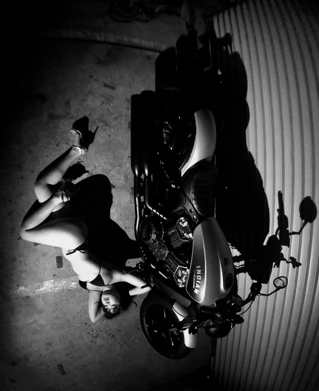 画像2: 【Beauty & Bike】璃彩と澪とインディアン vol.22