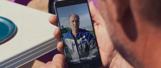 画像: メッセージの送り主は、「Yamaha Ténéré 700 World Raid」のオーストラリア編を担当したヤマハのラリーライダー、ロドニー・ファゴッターでした・・・。 www.youtube.com