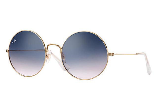 画像: ブルーグラディエント ¥23,000 (+税) japan.ray-ban.com