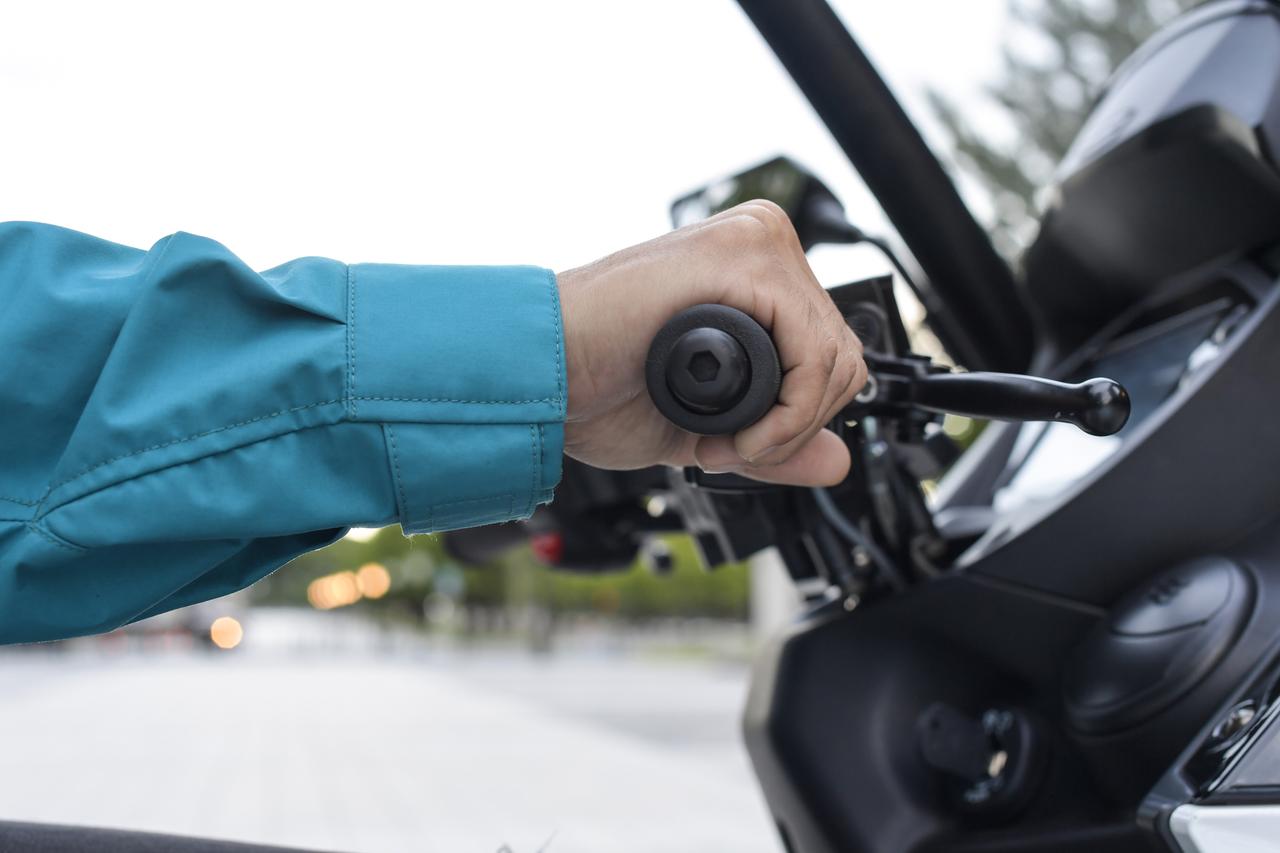 画像1: スロットルOFF状態