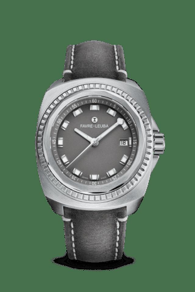 画像: 常磐ソウゴ着用モデル「レイダー・シーキング」(本体価格:195,000円)
