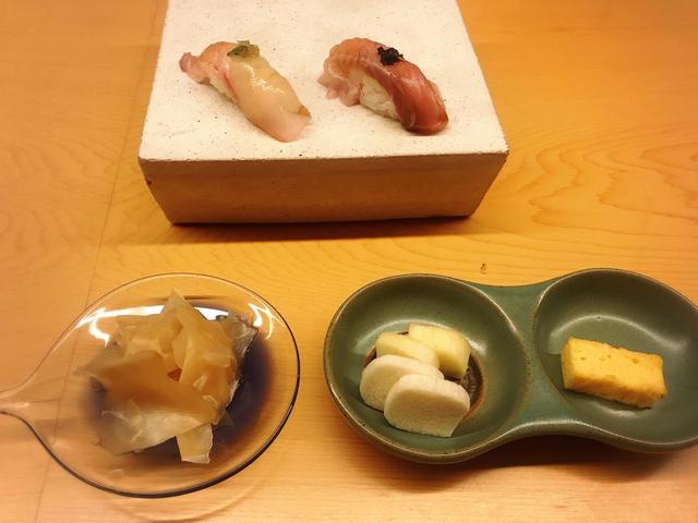 画像1: お任せ握りでは珍しいネタも入ってます。