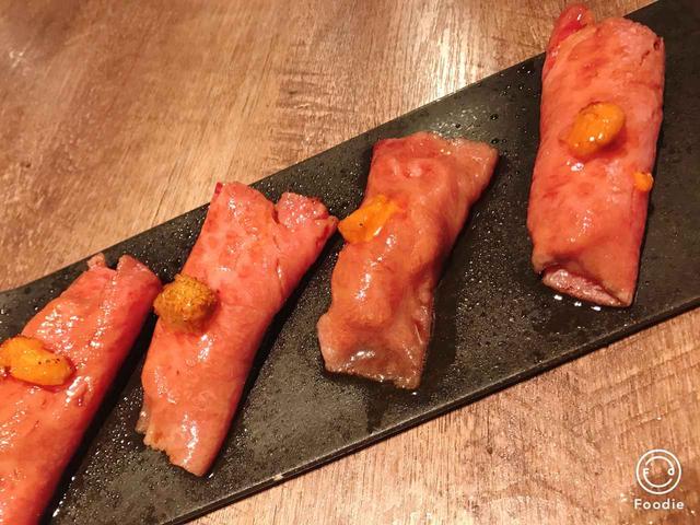 画像: うににく 4個 ¥3,900(税抜価格)