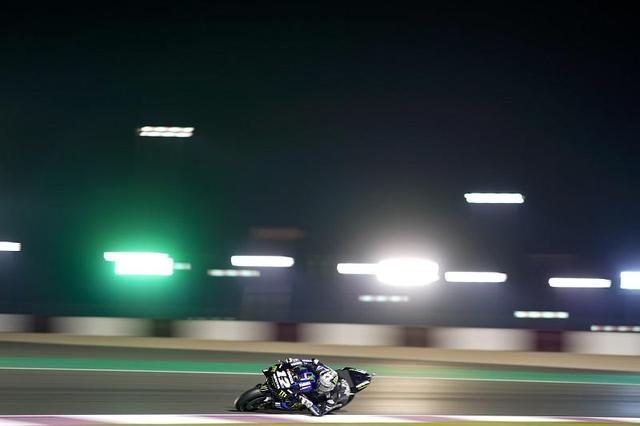 画像: 今シーズンから「12」番をつけたヤマハYZR-M1に乗ることになったM.ビニャーレス。 race.yamaha-motor.co.jp