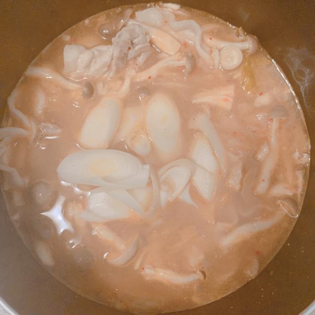画像: 味噌とコチュジャンは溶かしながら入れてね!