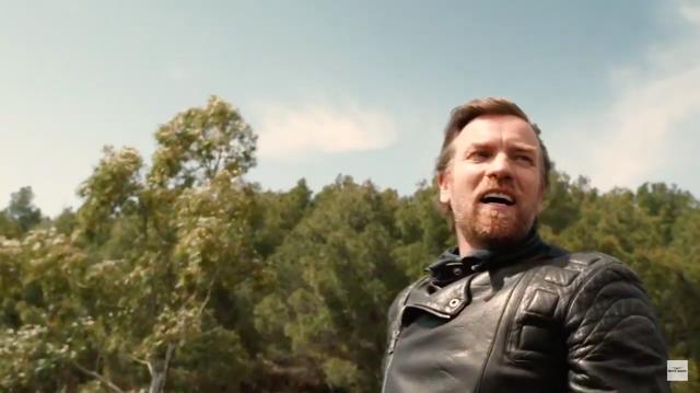 画像: それは! ユアン・マクレガーその人です!!!!! シブい大人の男・・・ですね! www.youtube.com