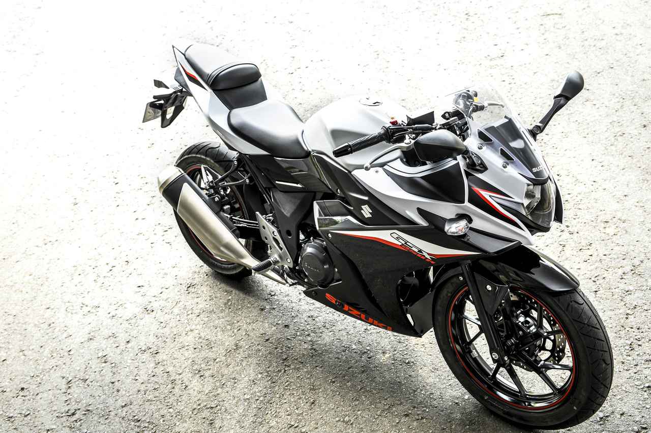 画像1: 1台ですべてをカバーする250cc