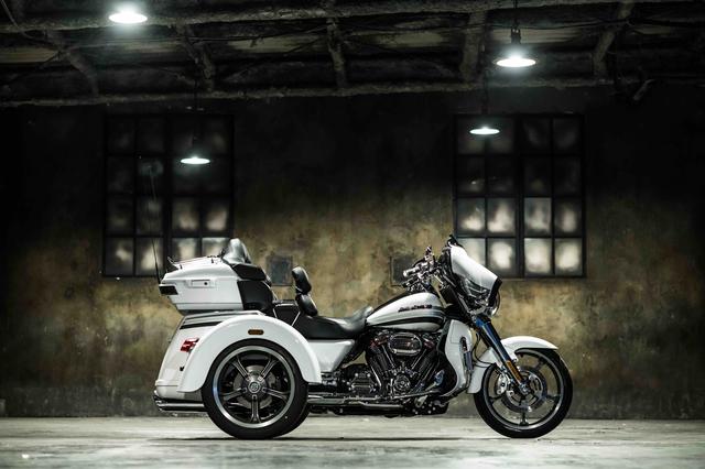 画像: CVO=熟練工によって、専用のラインで生産される特別仕様車としては初のトライクになる『CVOトライグライド』は、638万円(10%税込)で販売されています。最も豪華なハーレーダビッドソンと呼べる1台の乗り味を、ぜひ体感してください。