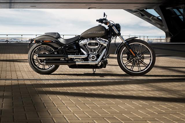 画像: 2019 BREAKOUT® ブレイクアウトは、モダン・メーカーメイド・チョッパーと呼べるスタイリッシュなモデルです。