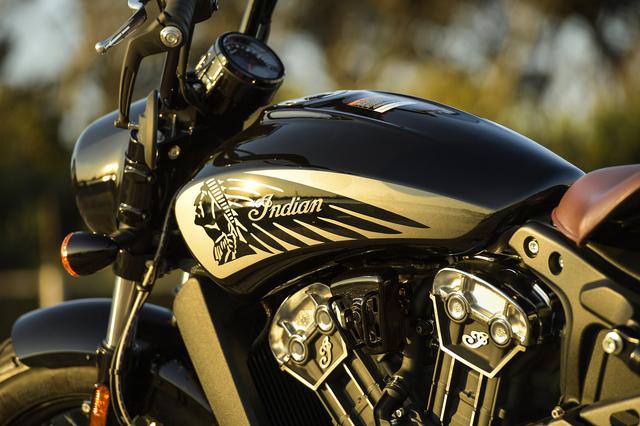 画像4: スカウトは直線だけのバイクじゃない。