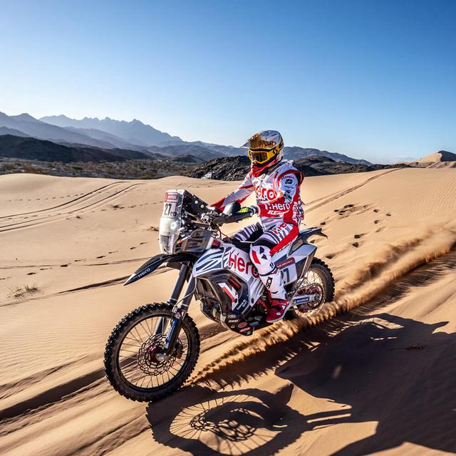 画像: ヒーローのワークスラリーバイク。2020年は、ホンダから移籍したP.ゴンサルベスらがダカールラリーにエントリーしています。 www.heromotosports.com