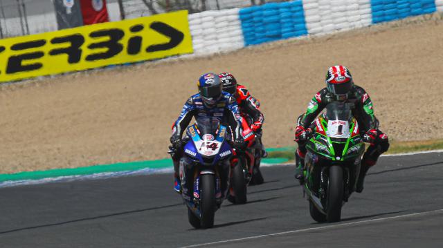 画像: 左からJ.レイ(カワサキ)、S.レディング(ドゥカティ)、T.ラズガットリオグル(ヤマハ) www.worldsbk.com