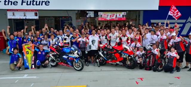 画像: 鈴鹿8耐でのヨシムラ&SERTのショット。おそらく、2012年の大会ですね(間違っていたらすみません!)。 youtu.be