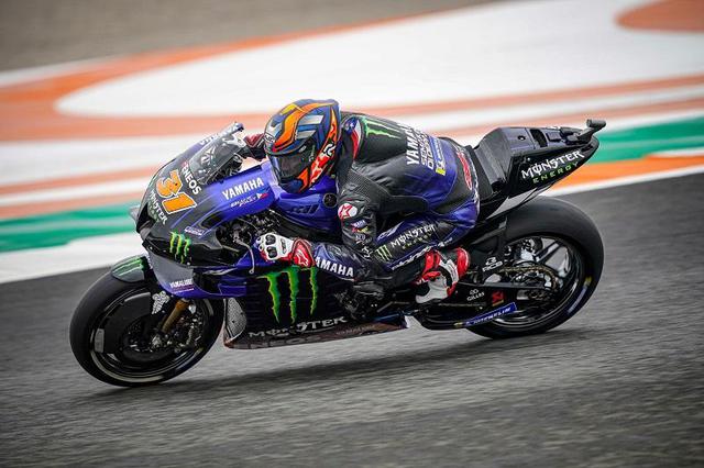 画像: ヨーロッパGP初日(11月6日)、ヤマハYZR-M1を駆るG.ガーロフ。 race.yamaha-motor.co.jp