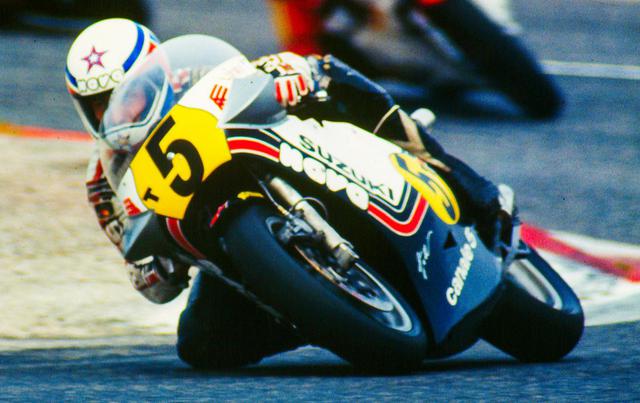 画像: 1975年にGPデビューを果たしたイタリアンライダーのM.ルッキネリは、1980年にスズキでGP初優勝を記録。翌1981年には5勝を記録してタイトルを獲得しました。 www.motogp.com