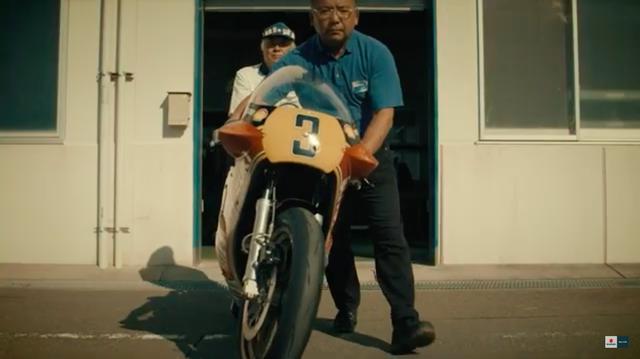 画像: シャシーダイナモでの始動テストを終え、いよいよ実走です! www.youtube.com