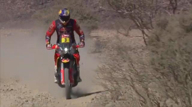 画像: 2020年度は3位に終わりましたが、今年は3度目のダカール制覇を狙うT.プライス(KTM)。 www.youtube.com