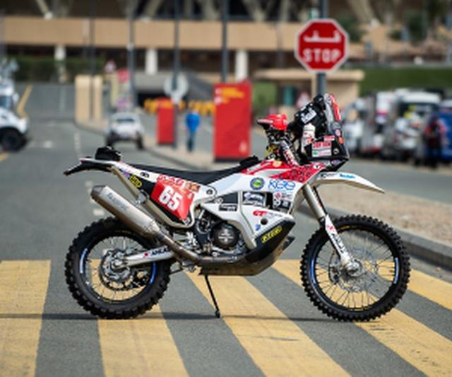 画像: F.ピコのハスクバーナ450ラリー。オールドファン的には、ヤマハでないのが残念? www.dakar.com