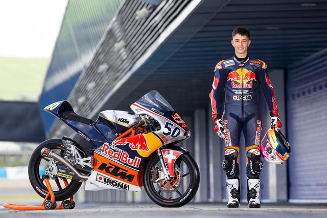 画像: 2001年9月生まれのスイス人ライダー、ジェイソン・デュパスキエは、昨年度よりMoto3フル参戦を開始。参戦21戦目となったイタリアGPの予選中、9コーナーで転倒。19歳の若さでこの世を去ることになりました・・・。 www.motogp.com