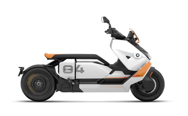 画像: CE 04の標準カラーである「ライト・ホワイト」。 www.bmw-motorrad.com