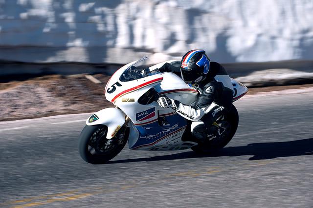 N2281 バイクライフ 71PDiXokTqL._UF350,350_QL50_.jpg